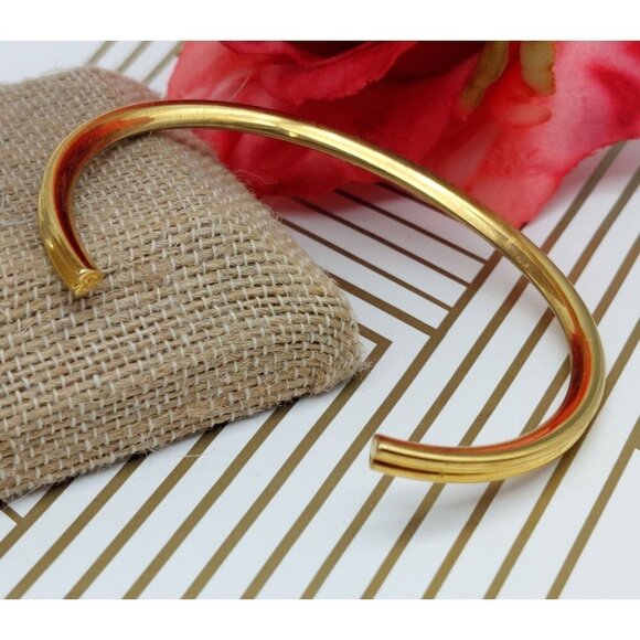 Gold Tone Signed Cuff Bracelet Well Made Engraved Follow Your Heart - Picture 3 of 12